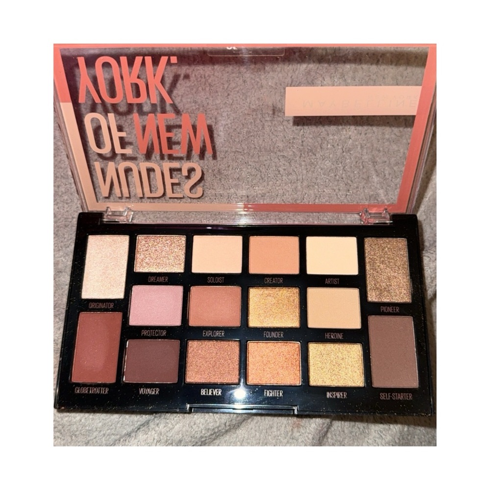 Maybelline nudes of New York eyeshadow palette